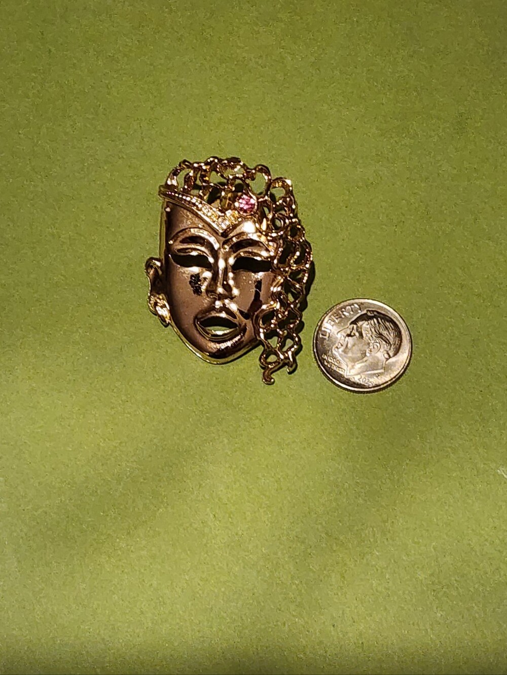 Funky Gold Tone Art Deco Woman Face Brooch With Pink Rhinestone Figural Pin
